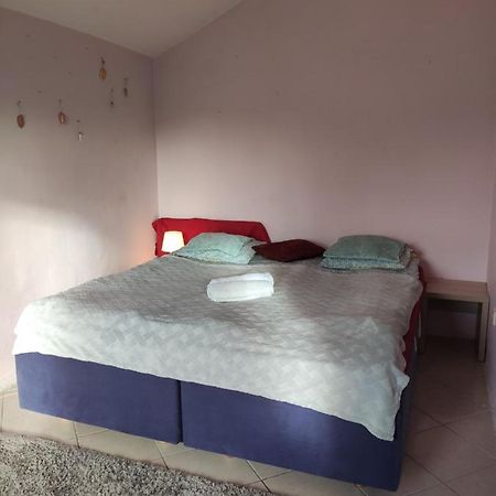 Popularna Guest Home Warschau Buitenkant foto