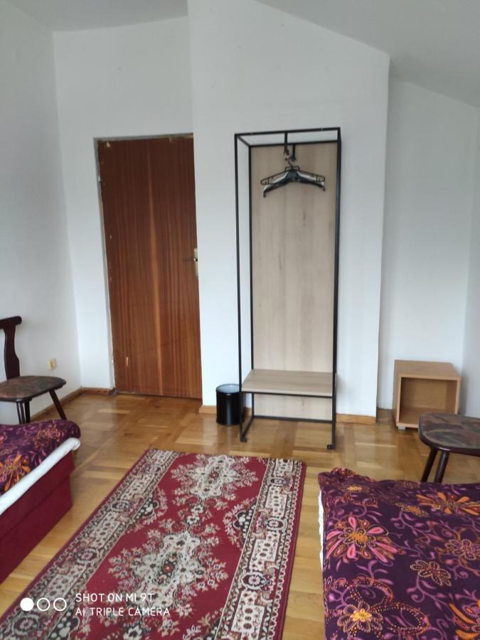 Popularna Guest Home Warschau Buitenkant foto
